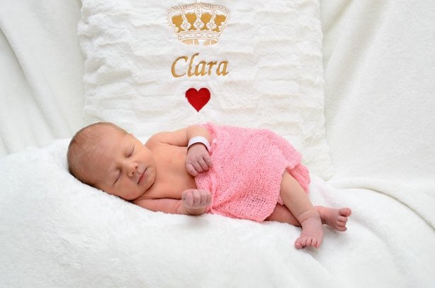 Clara  